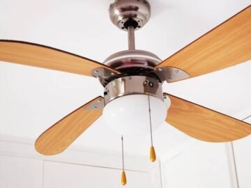 How many watts is a ceiling fan